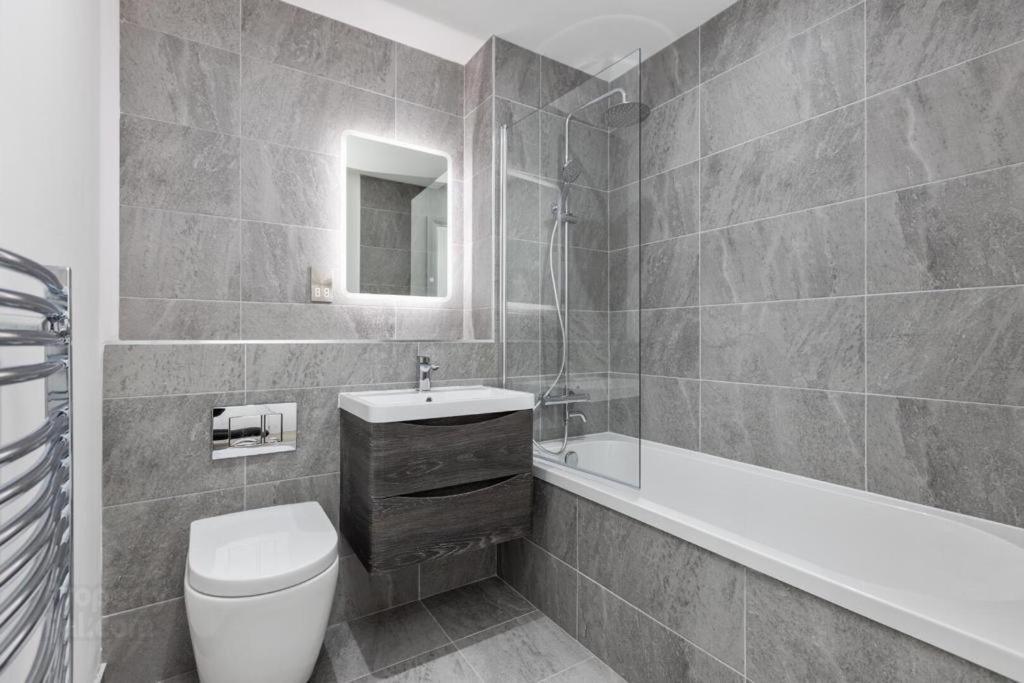 Aqua Dream Luxury Apartment-Coyles Place At Portland 88 Belfast Exterior foto